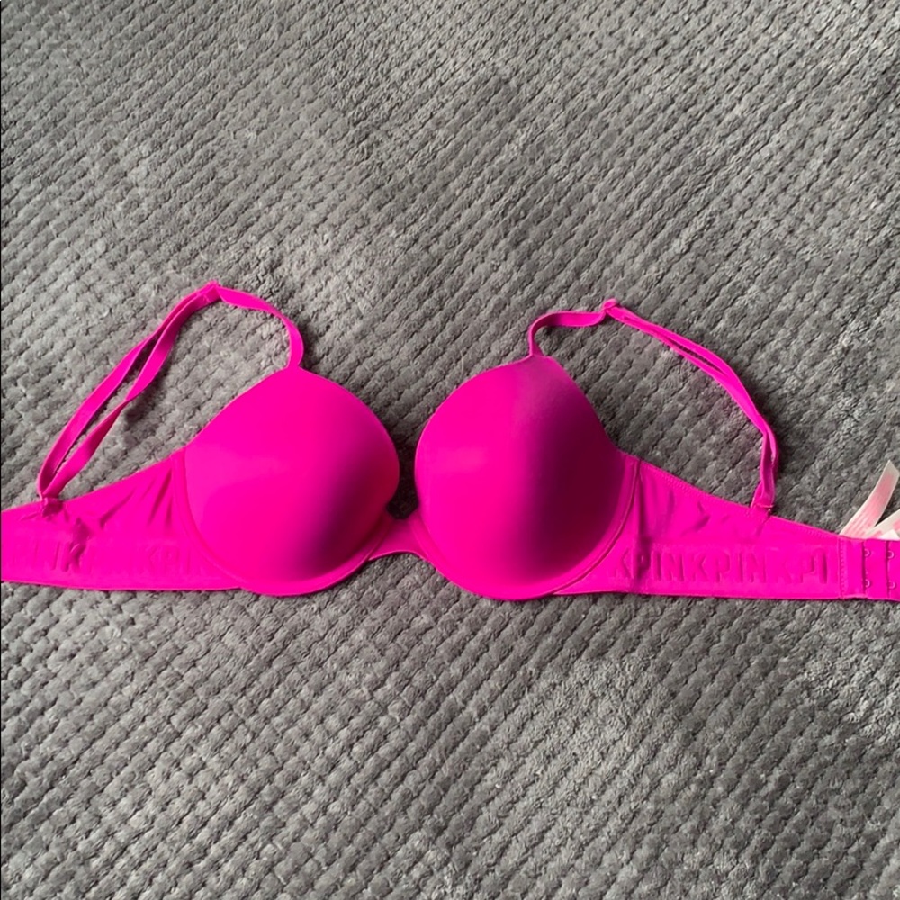 brand new pink bra